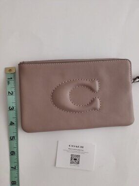 Coach Beige Corner Zip Wristlet Wallet Clutch Large Signature C Logo Like New